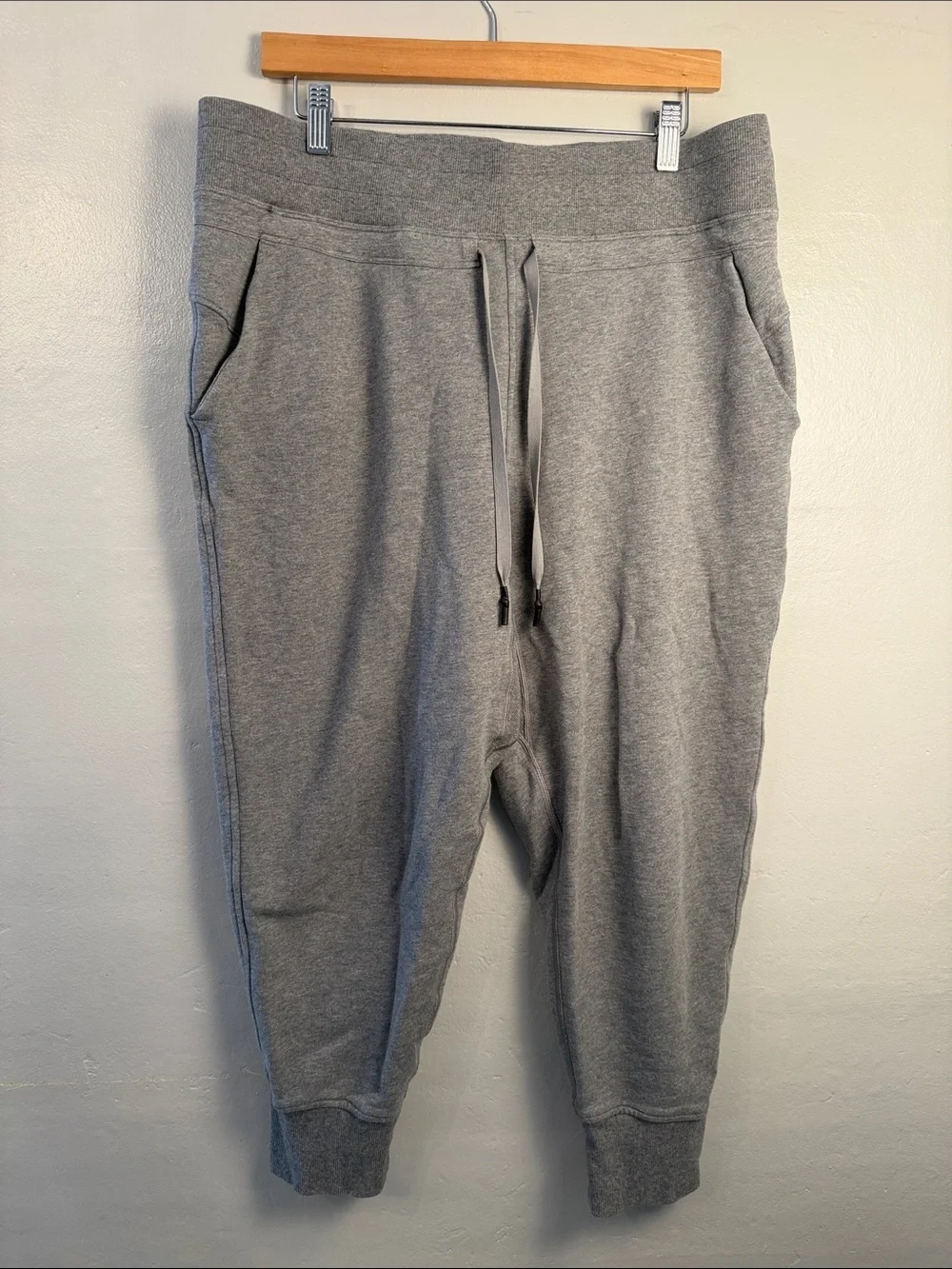 Lululemon Press Pause Jogger Heather Gray Size 12